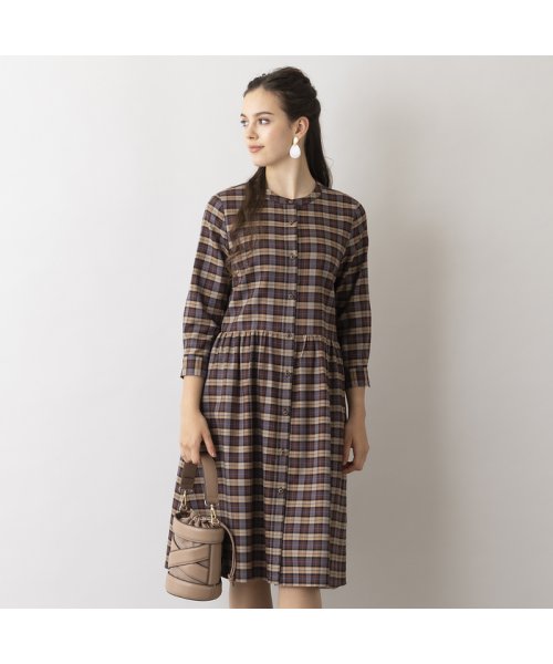 【S・Mサイズ】オーストリア製素材チェック　シャツワンピ 商品説明カジュアルになりすぎない、陰影感のあるチェックが魅力【S・Mサイズ】【小さいサイズあり】【オーストリア製素材】チェックでも大人っぽく着られるよう、陰影感と落ち着き L1951509722(14960円)