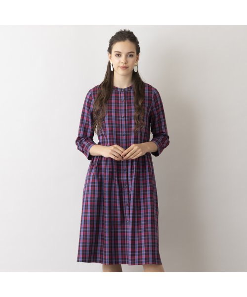 【S・Mサイズ】オーストリア製素材チェック　シャツワンピ 商品説明カジュアルになりすぎない、陰影感のあるチェックが魅力【S・Mサイズ】【小さいサイズあり】【オーストリア製素材】チェックでも大人っぽく着られるよう、陰影感と落ち着き L1951509722(14960円)