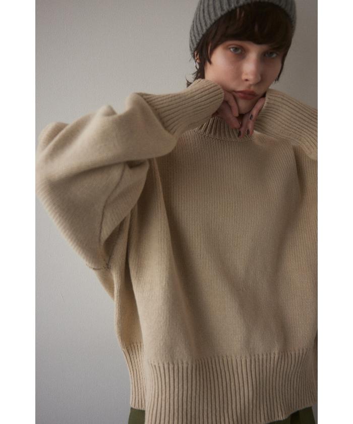 oversize knit pullover