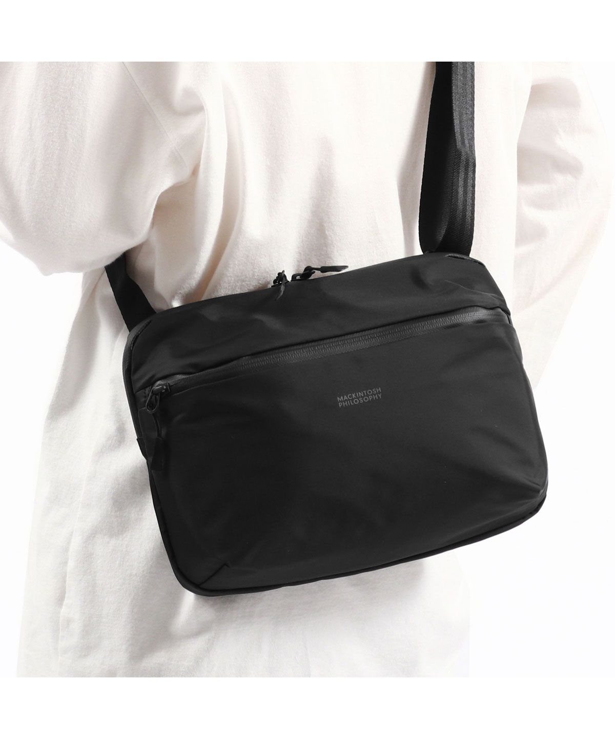 マッキントッシュ　PACKABLE SHOULDER BAG