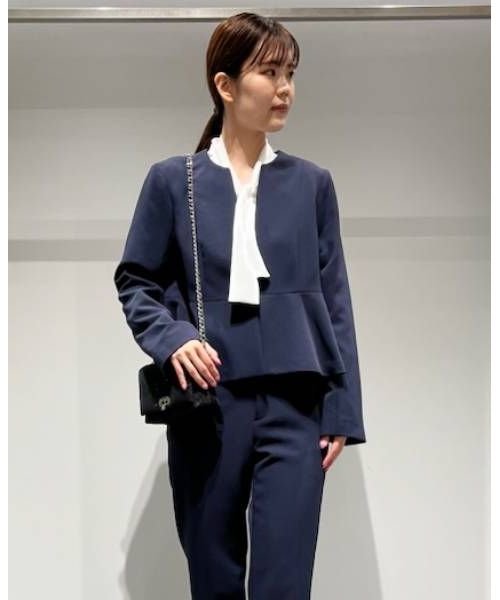 ネイビーノーカラーペプラムジャケット 予めご了承ください