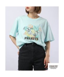  PEANUTS/スヌーピー  Tシャツ トップス 半袖 線画 刺繍 フルーツ SNOOPY PEANUTS/505480970