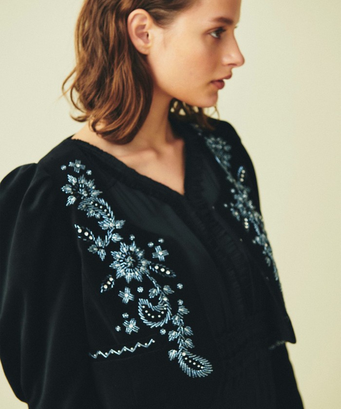 GRACECONTINENTAL ショート刺繍ジャケット ブラック 36 GRACECONTINENTAL ショート刺繍ジャケット ブラック 36