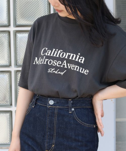 make a ray(make a ray)/【make a ray！別注】シンプル カレッジロゴ California/Charmant プリントTシャツ/半袖T/ビッグシルエット/グレイ