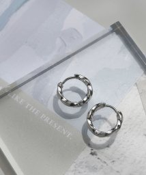 colleca la(コレカラ)/[stainless]ステンレス・ツイストワンタッチフープピアス〈金属アレルギー対応〉/シルバー