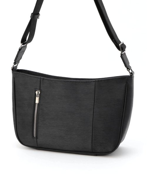 レザーショルダーバッグ 品番/3862