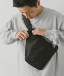 URBAN RESEARCH DOORS(アーバンリサーチドアーズ)/『撥水』『別注』SML×DOORS　ボディバッグ/BLACK