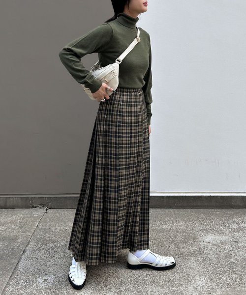 【Audrey and John Wad】オーバーチェックプリーツスカート 