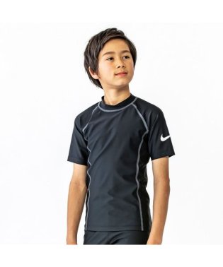 NIKE/ナイキSS23BOYSショートスリーブUVラッシュガード/505591088