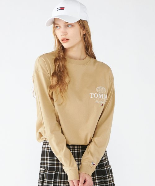 TOMMY JEANS(トミージーンズ)/リラックスラグジュアリーアスレチックTシャツ/ベージュ