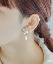 niana(ニアナ)/niana ニアナ パーティー イヤリング 両耳 アクセサリー ビジュー パール ドロップ ロング ゴールド シルバー ドレス ジュエリー 結婚式 セレモニー /ゴールド