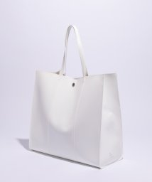 THE ART OF CARRYING(ザ　アートオブキャリング)/【THE ART OF CARRYING / ジ・アートオブキャリング】TOTE B / 軽量 トートバッグ/ホワイト