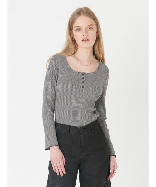 Levi's(リーバイス)/DRY GOODS ヘンリーネックシャツ グレー END ON END/NEUTRALS