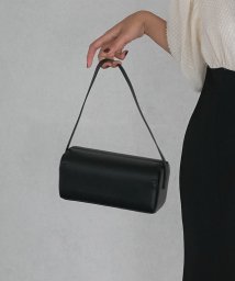 LANDWARDS SELECT(ランドワーズ セレクト)/【LE VERNIS】BOXY SQUARE BAG/ブラック