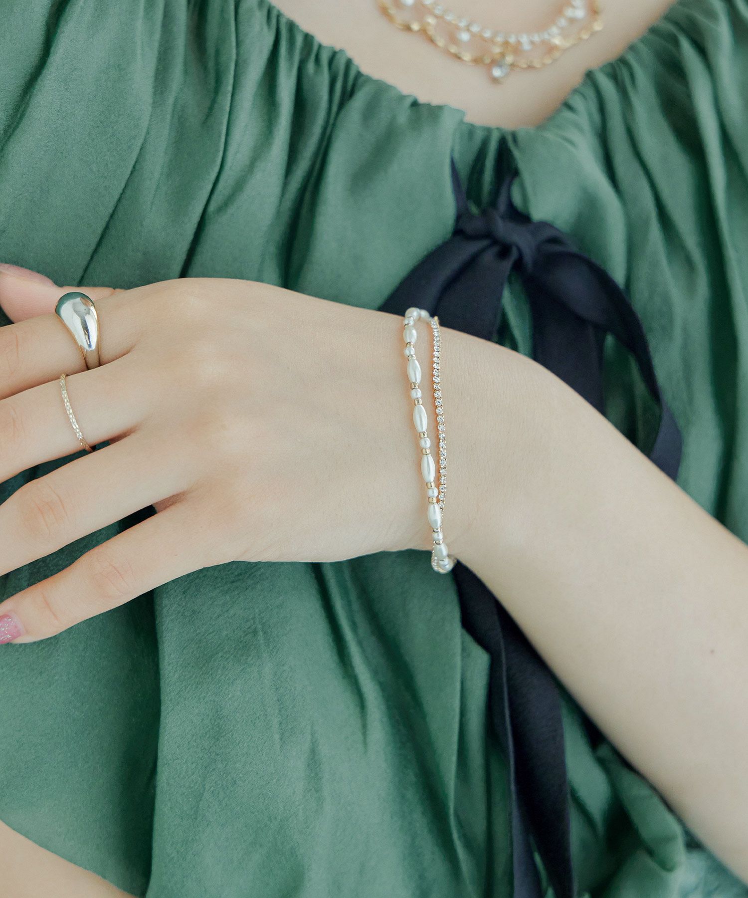 CELINE セリーヌ ゴールド パール ブレスレット 真珠 バングル 金