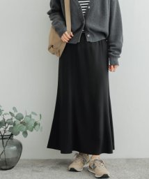 URBAN RESEARCH DOORS(アーバンリサーチドアーズ)/リヨセルツイルフレアマキシスカート/BLACK