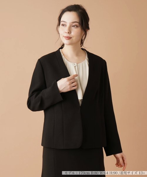 ノーカラージャケット 