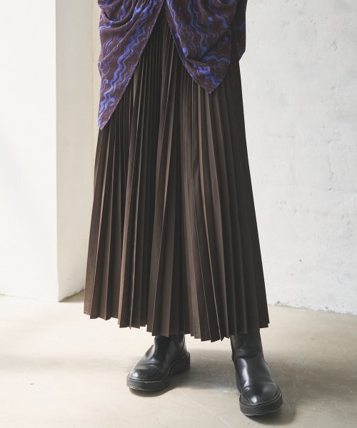 【Audrey and John Wad】プリーツロングフレアスカート H164 B79 W58 H82 Audrey and John