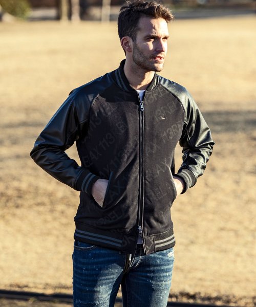 1PIU1UGUALE3 RELAX(ウノピゥウノウグァーレトレ リラックス)総柄スタジアムジャンパー 