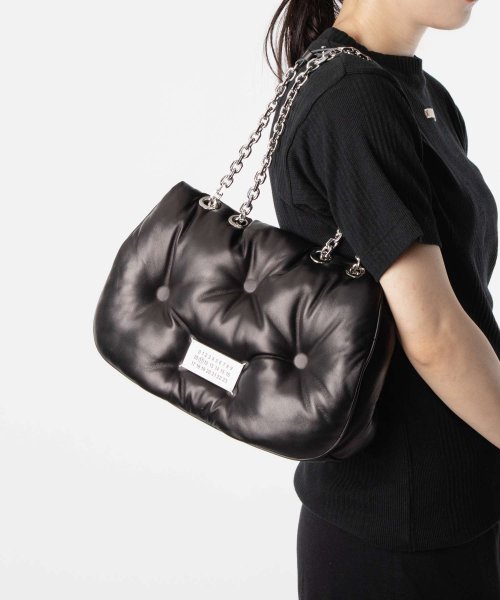 メゾン マルジェラ MAISON MARGIELA S56WG0169 P4300 ショルダーバッグ レディース バッグ グラム スラム フラップ ミディアム 人気・おすすめ｜安定人気・収納便利におすすめ 期間限定割引 配送追跡可 在庫残りわずか
