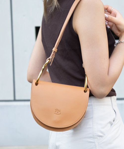 IL BISONTE イルビゾンテ 斜めがけ ショルダー バッグ レザー 