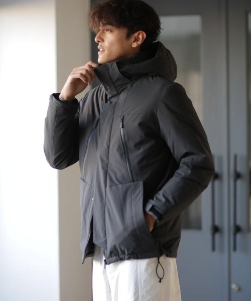 「西川ダウン(R)」フードデタッチャブルMATSUMIダウン 西川ダウン シリーズの定番モデル MATSUMI スタンドネックブルゾンとしてもお楽しみいただけるデザイン