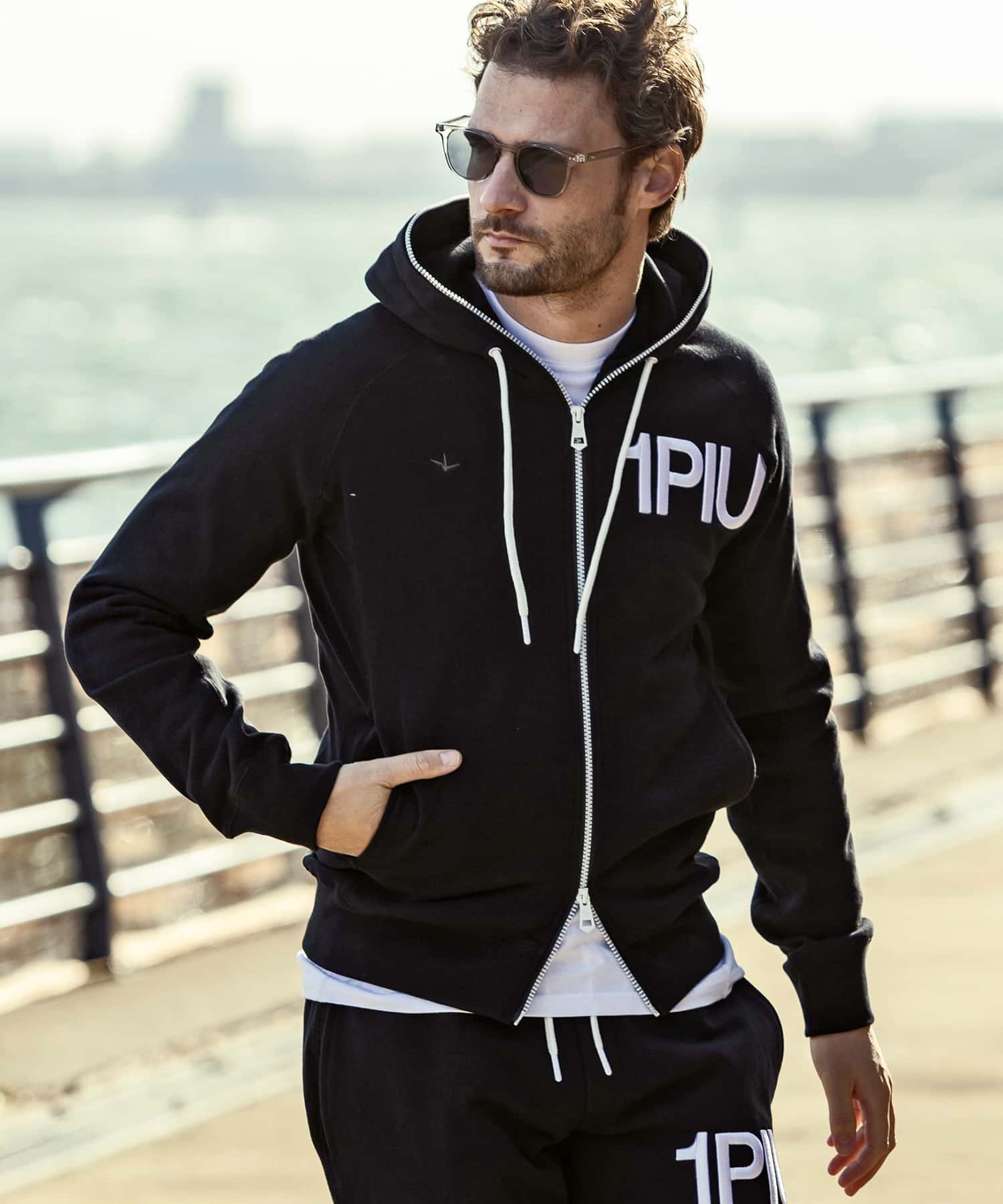 1PIU1UGUALE3 GOLF スニード ブルゾン サークルロゴ トレーナー