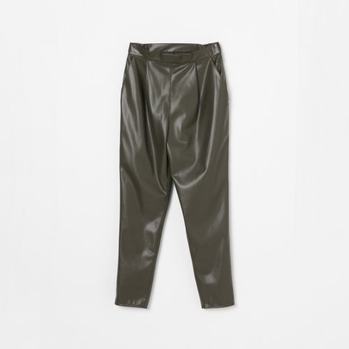 HELIOPOLE(エリオポール)/FAKE LEATHER TAPERED PANTs/カーキ
