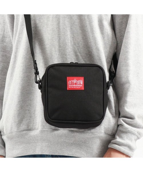 Manhattan Portage(マンハッタンポーテージ)/【日本正規品】 マンハッタンポーテージ ショルダーバッグ バッグ Square Shoulder Bag Manhattan Portage MP1529/ブラック