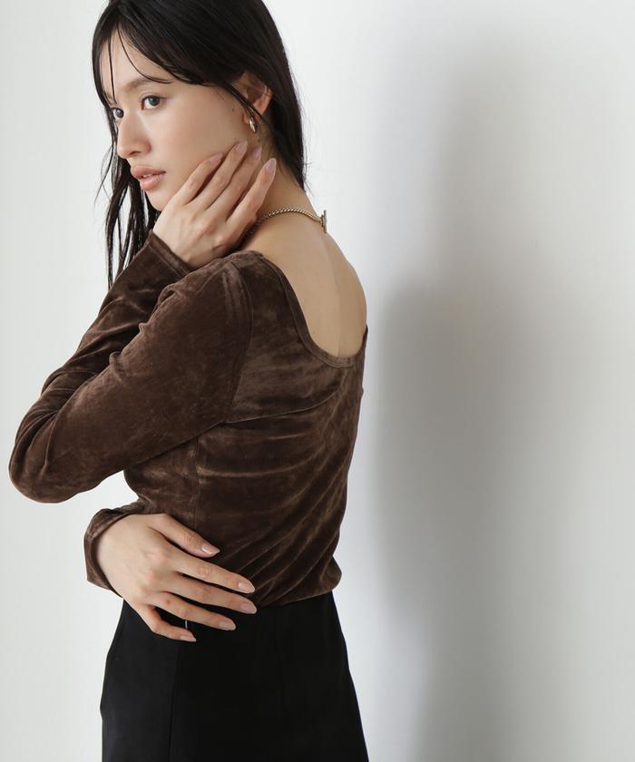 【極美品】ナチュラルビューティーベーシック【M】ベロア ギャザージップパーカー