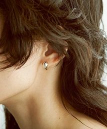 SMELLY/SMELLY so’　tiny earring/505702556
