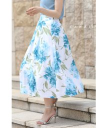 CAWAII/涼やかな青の花咲くタックミディアムスカート/505700321