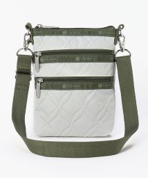 LeSportsac/3 ZIP CROSSBODYウェイビーデボスオフホワイト/505661379