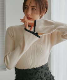 RUIRUE BOUTIQUE(ルイルエブティック)/選べるデザイン 静電気防止フレアスリーブリブニット(CKN1306)/配色/アイボリー×ブラック(2BE)