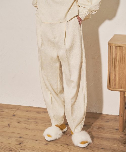 【Audrey and John Wad】フラワージャガードコクーンパンツ 5cm H164 B79 W58 H82