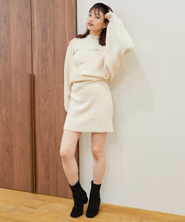 Apuweiser-riche オープンショルダーミニニットアップ