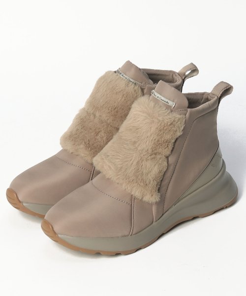 フェイクファーモチーフハイカットスニーカー 