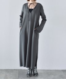 DRESSTERIOR/CODE A ｜ deep v－neck dress/505733258