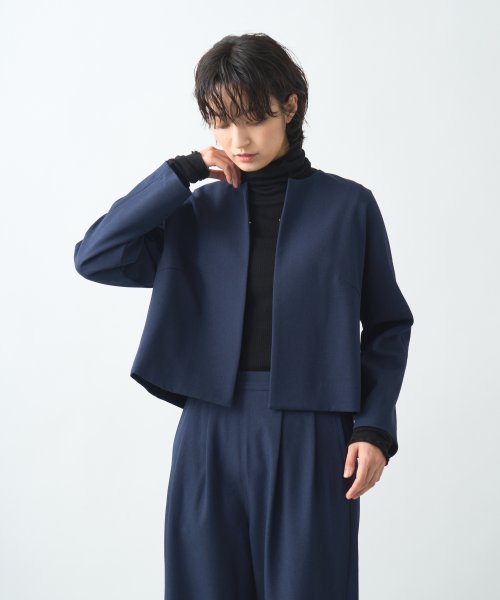 WHYTO(WHYTO)/【セットアップ対応商品】「WHYTO./ホワイト」ノーカラーショートジャケット/NAVY