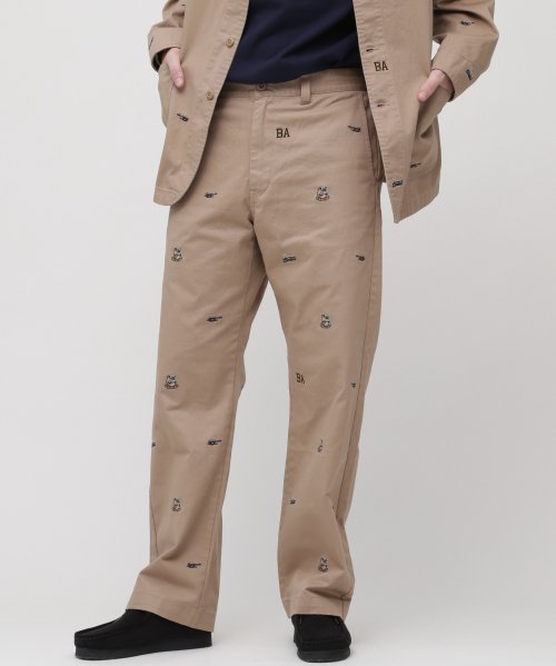 POINT EMBROIDERY CHINO PANTS / ポイント エンブロイダリー チノパンツ EMBROIDERY POINT CHINO PANTS ポイント エンブロイダリー