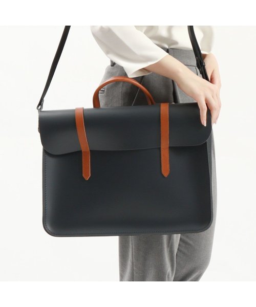 日本正規品 ザ ケンブリッジ サッチェル カンパニー ビジネスバッグ THE CAMBRIDGE SATCHEL Co. A4 The Music Case THE 日本正規品 A4 ザ Co. SATCHEL サッチェル カンパニー The Case CAMBRIDGE ケンブリッジ ビジネスバッグ Music W2104572277 (16088円)