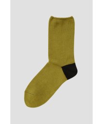 MHL.(エムエイチエル)/CONTRAST HEEL COTTON SOCKS/OLIVE1