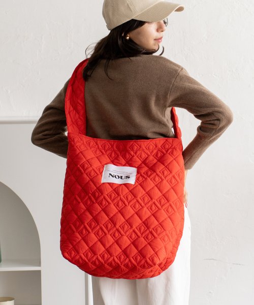 キルティングナイロンショルダーバッグ【aroco/アロコ】レディース a4 肩掛け 斜め掛け ワンショルダーバッグ 大容量 縦長 縦型 大きいバッグ ボンディン 人気・おすすめ｜使いやすい・旅行におすすめ 品質保証 全国発送