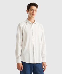 BENETTON (mens)(ベネトン（メンズ）)/ロゴ刺繍コットン長袖シャツ/ホワイト