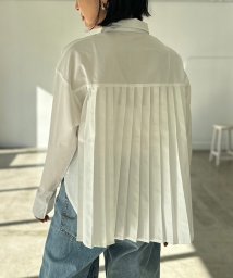 Bonjour Sagan(ボンジュールサガン)/クロップド丈バックプリーツシャツ/OFF-WHITE
