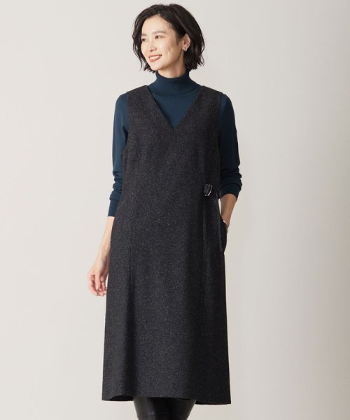 シルクネップ ツイード ジャンパースカート 商品説明気温に合わせてレイヤードを楽しめる、落ち着きのある色合いのジャンパースカート■デザイン V1352764330(10450円)