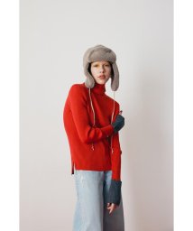 HeRIN.CYE(ヘリンドットサイ)/Knit inner tops/RED