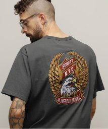 Schott(ショット)/T－SHIRT "EAGLE AND RIBBON EMB"/刺繍Tシャツ "イーグル アンド リボン/チャコール