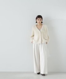 NATURAL BEAUTY BASIC(ナチュラルビューティーベーシック)/ワイドフレアパンツ/オフ1