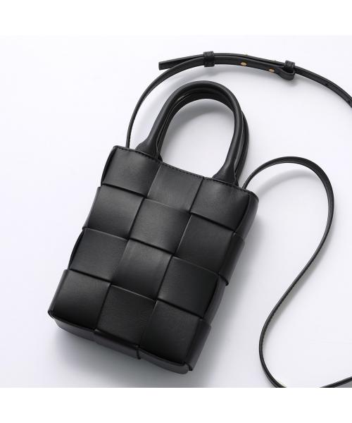 BOTTEGAVENETA ボッテガヴェネタ ハーフムーン ショルダーバッグ 593165 斜め掛け ショルダーバッグ レザー レディース